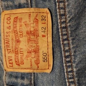 90s fire denim! Levis relaxed fit 550s 42 x 32